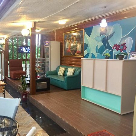 Ace Traveller'S Inn Puerto Princesa Luaran gambar