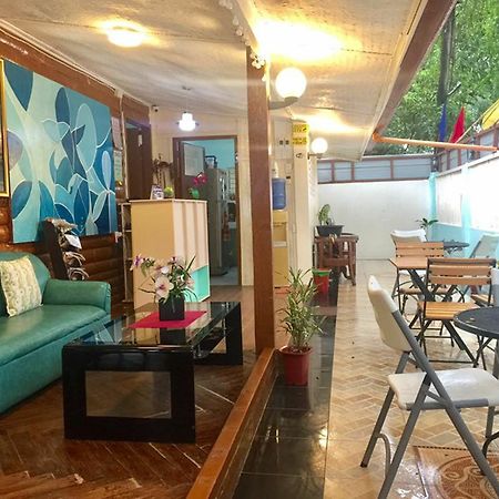 Ace Traveller'S Inn Puerto Princesa Luaran gambar